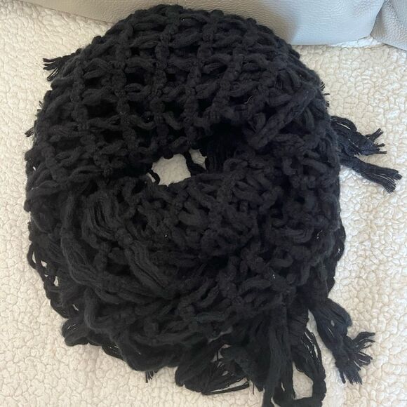 Staring At Stars Black Netted Eternity Scarf - Picture 1 of 3
